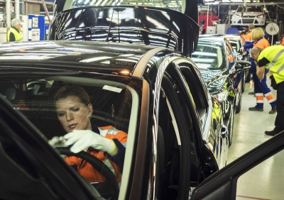 Ford Sollers готовится оптимизировать штат клерков