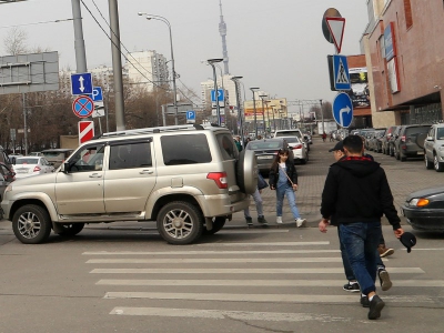 В России могут повысить штрафы за непропуск пешеходов